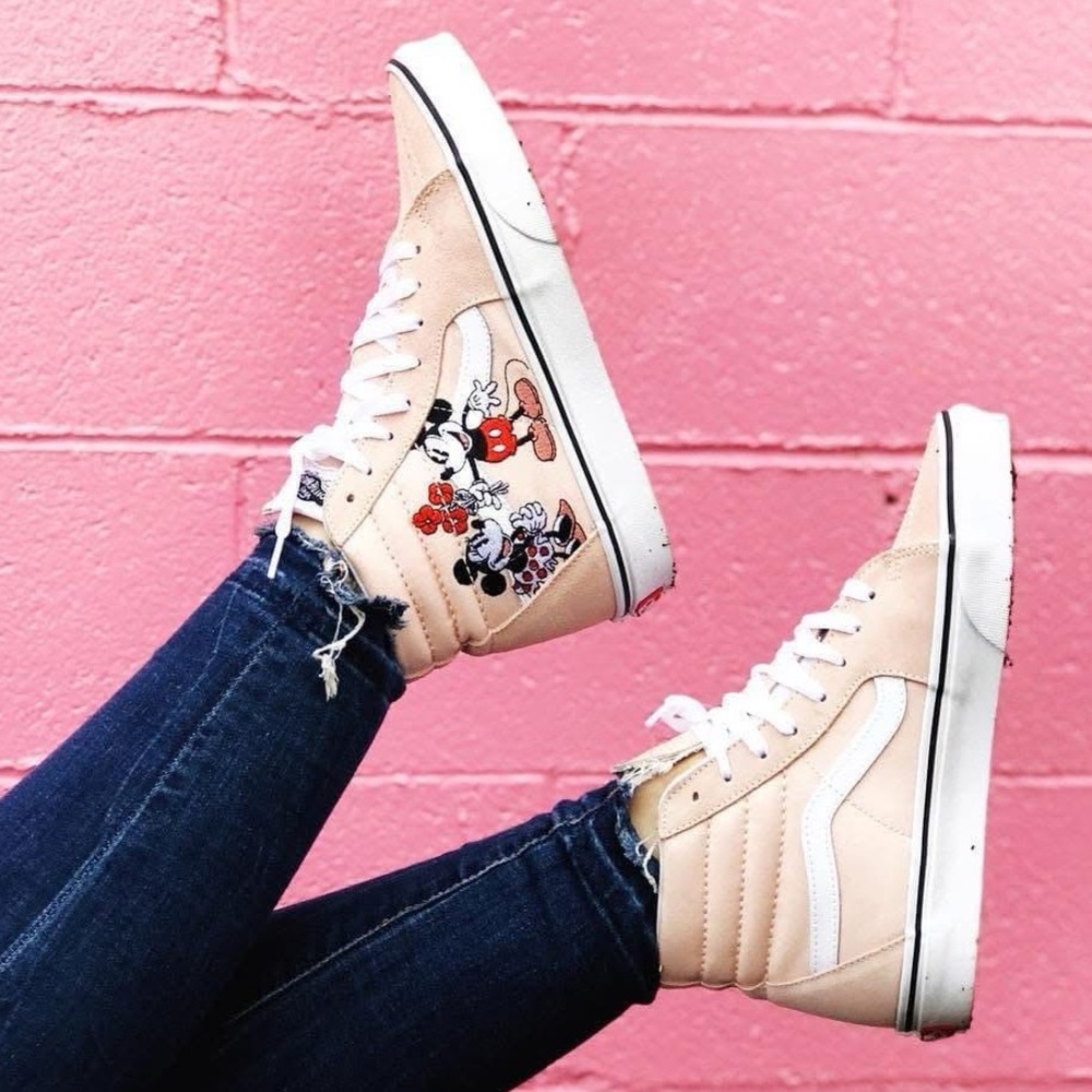 Vans X Disney Mickey & Minnie Sk8-Hi Sneakers - Picture 1 of 11
